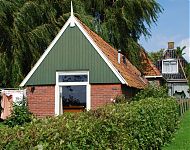 klussen aan een boerenhuisje in morra