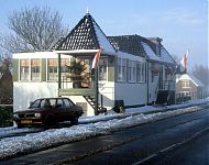 restaurant op platte bunker te dokkumer nieuwe zijlen