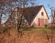 woning op een boerderijruïne te jukwerd